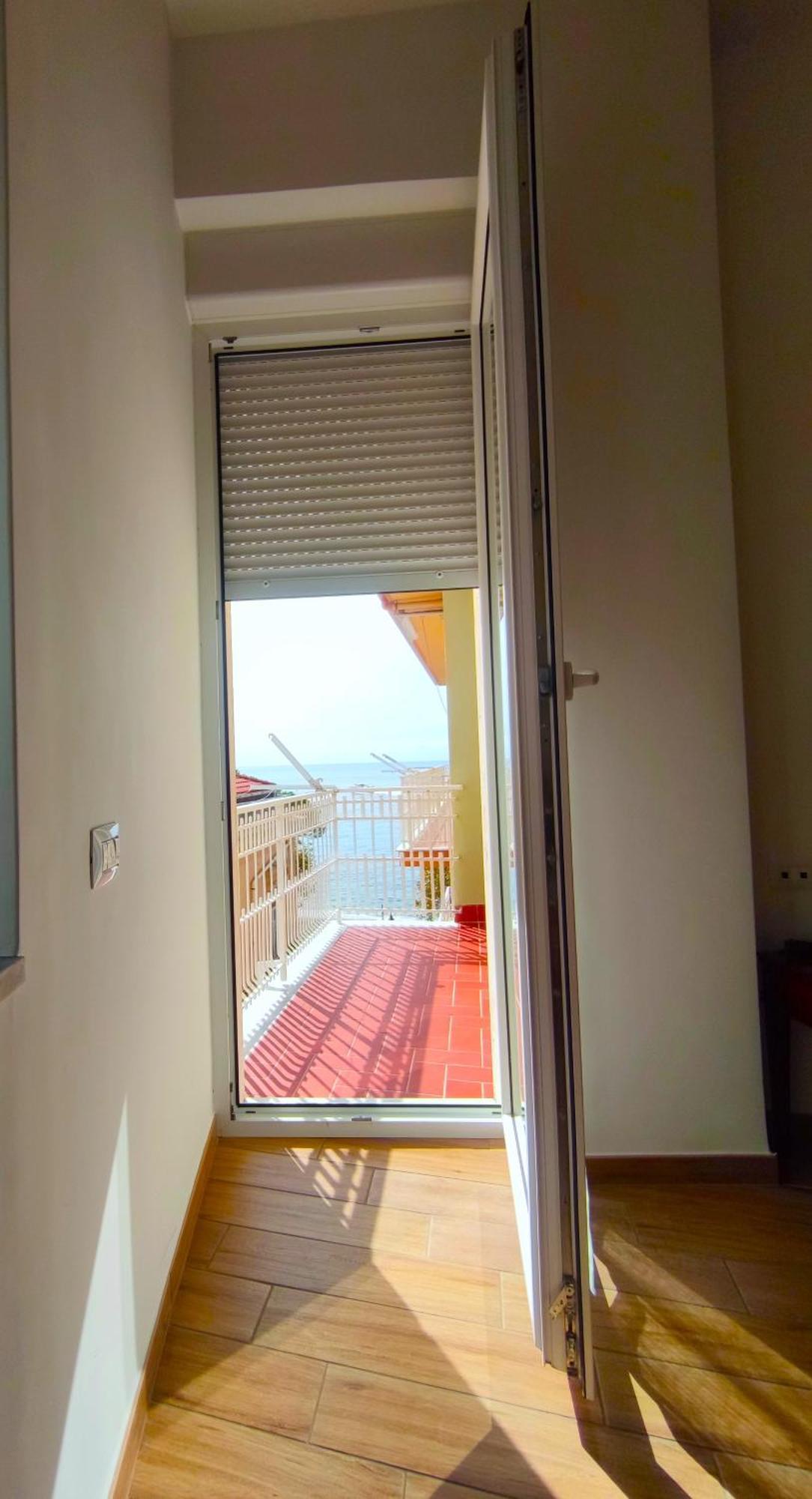 Апартаменты La Parigina - La Casa Al Mare A Майори Экстерьер фото